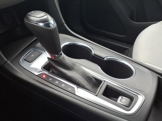 Used 2019 Chevrolet Equinox LS w/ LS Convenience Package image 17