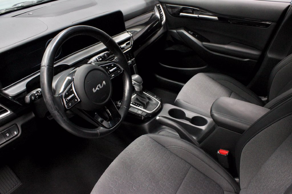 Used 2024 Kia Seltos S FWD image 23