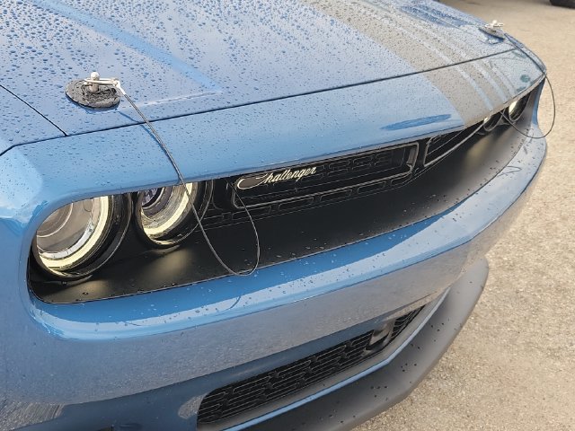 Used 2022 Dodge Challenger R/T Scat Pack w/ Shaker Package RWD image 12