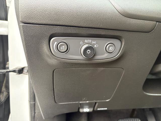 Used 2020 Buick Encore GX Essence w/ Experience Buick Package image 14