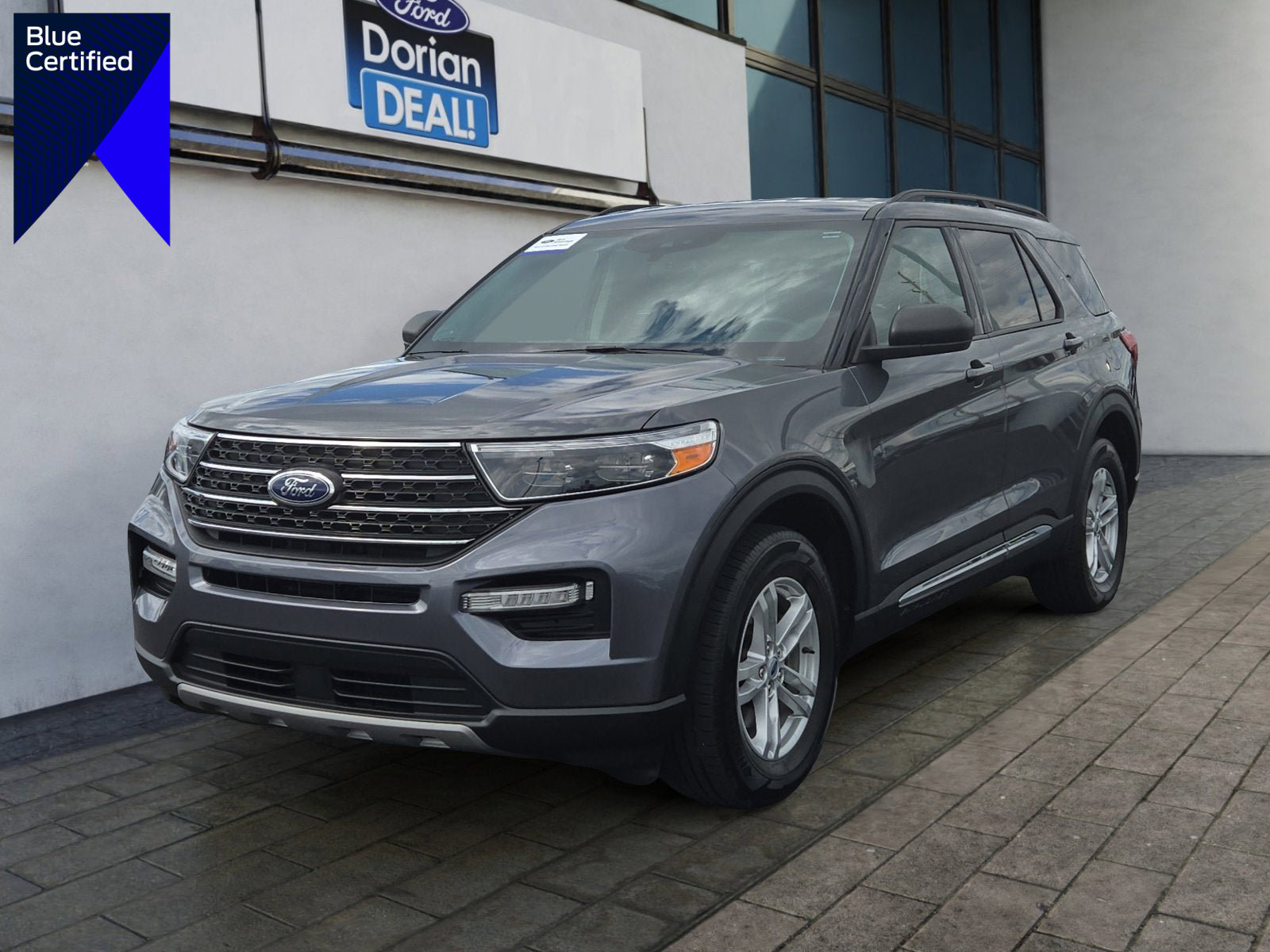 Certified 2022 Ford Explorer XLT w/ Equipment Group 202A