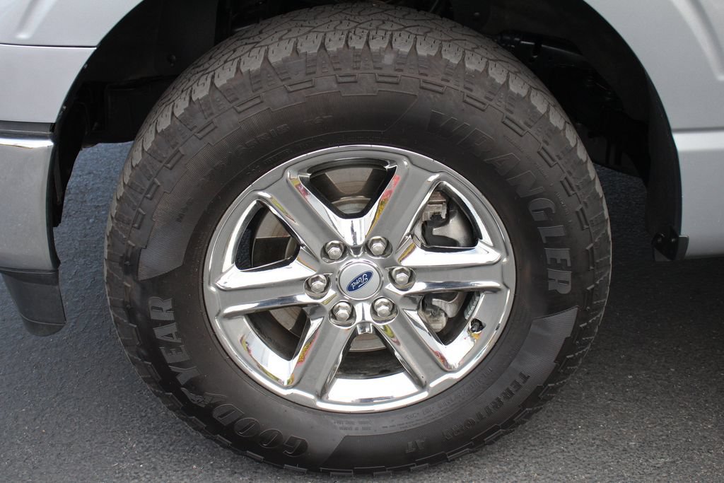 Certified 2025 Ford F150 XLT w/ Equipment Group 301A Standard AWD/4WD image 14