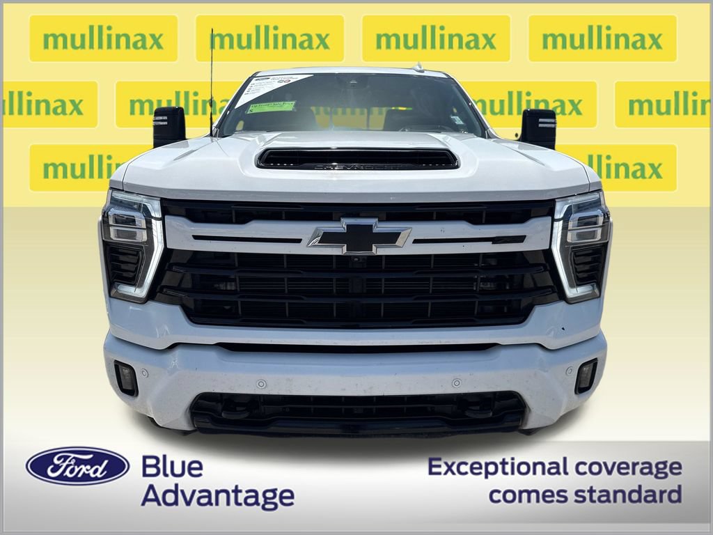 Used 2024 Chevrolet Silverado 2500 LTZ w/ LTZ Plus Package AWD/4WD image 12