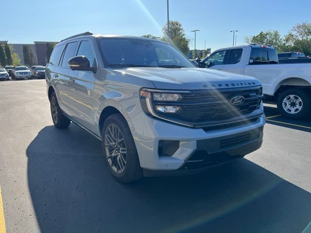 Certified 2025 Ford Expedition Platinum w/ Stealth Performance Package