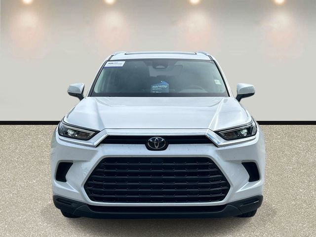 Used 2026 Toyota Grand Highlander AWD image 2