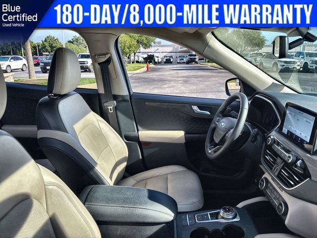 Certified 2020 Ford Escape Titanium AWD/4WD image 18