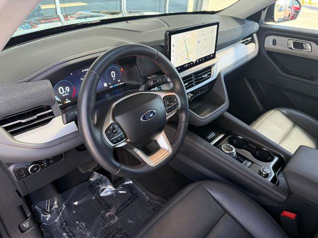 Certified 2025 Ford Explorer Active w/ Active Comfort Package AWD/4WD image 28