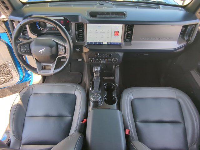 Certified 2023 Ford Bronco Outer Banks w/ Sasquatch Package AWD/4WD image 18