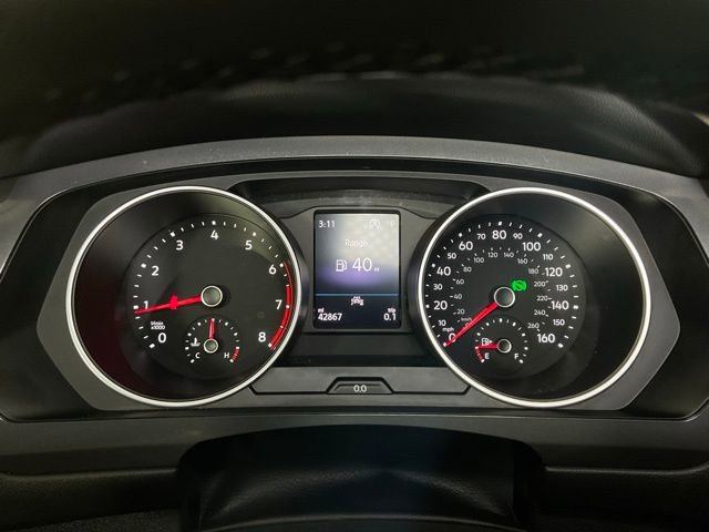 Used 2020 Volkswagen Tiguan SE w/ Panoramic Sunroof Package image 27