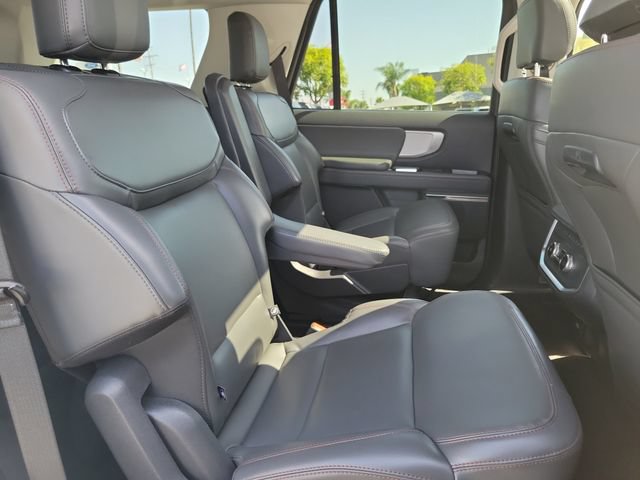 Certified 2025 Ford Expedition Active AWD/4WD image 21