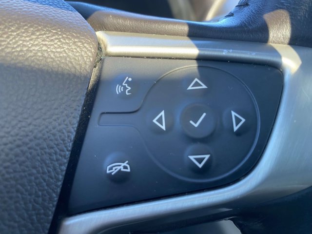 Used 2018 GMC Acadia Denali w/ Technology Package AWD/4WD image 23