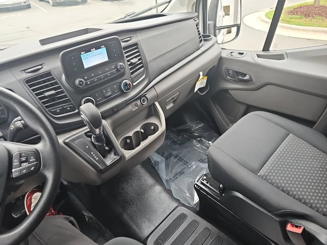 Certified 2025 Ford Transit 250 Low Roof w/ Exterior Upgrade Package RWD image 9