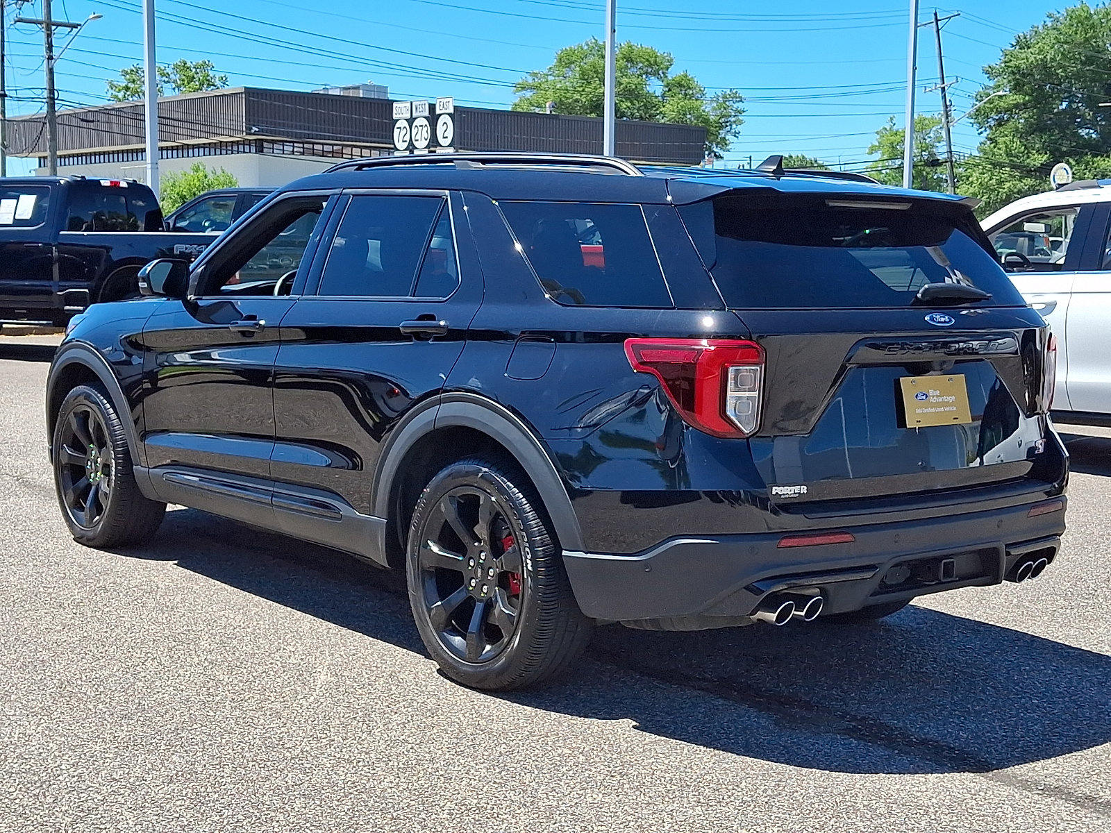 Certified 2022 Ford Explorer ST w/ Equipment Group 401A AWD/4WD image 7