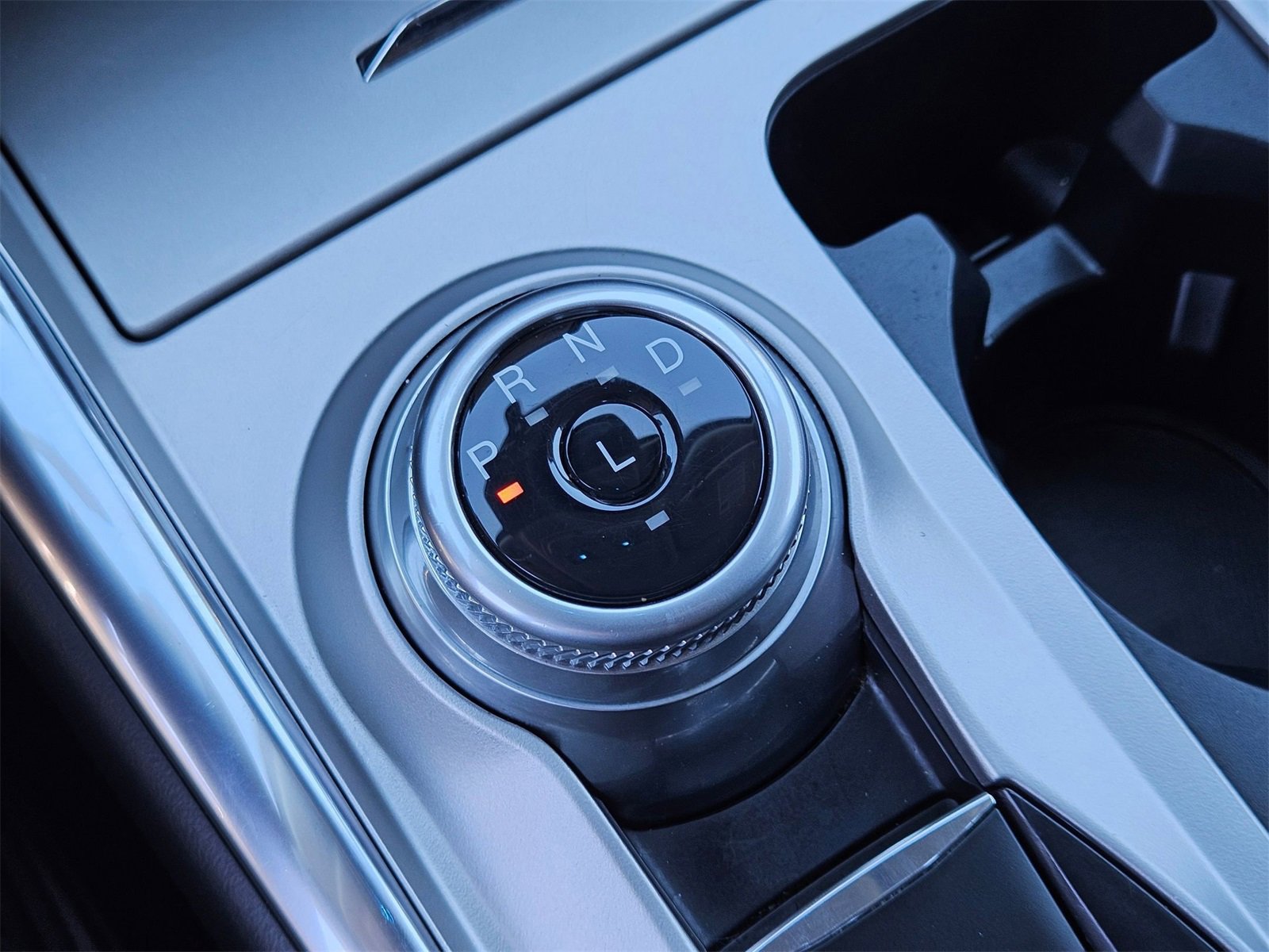 Certified 2022 Ford Explorer XLT w/ Equipment Group 202A image 17