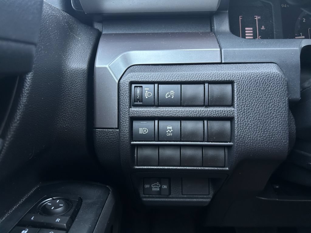 Used 2025 Toyota Tacoma SR5 RWD image 26