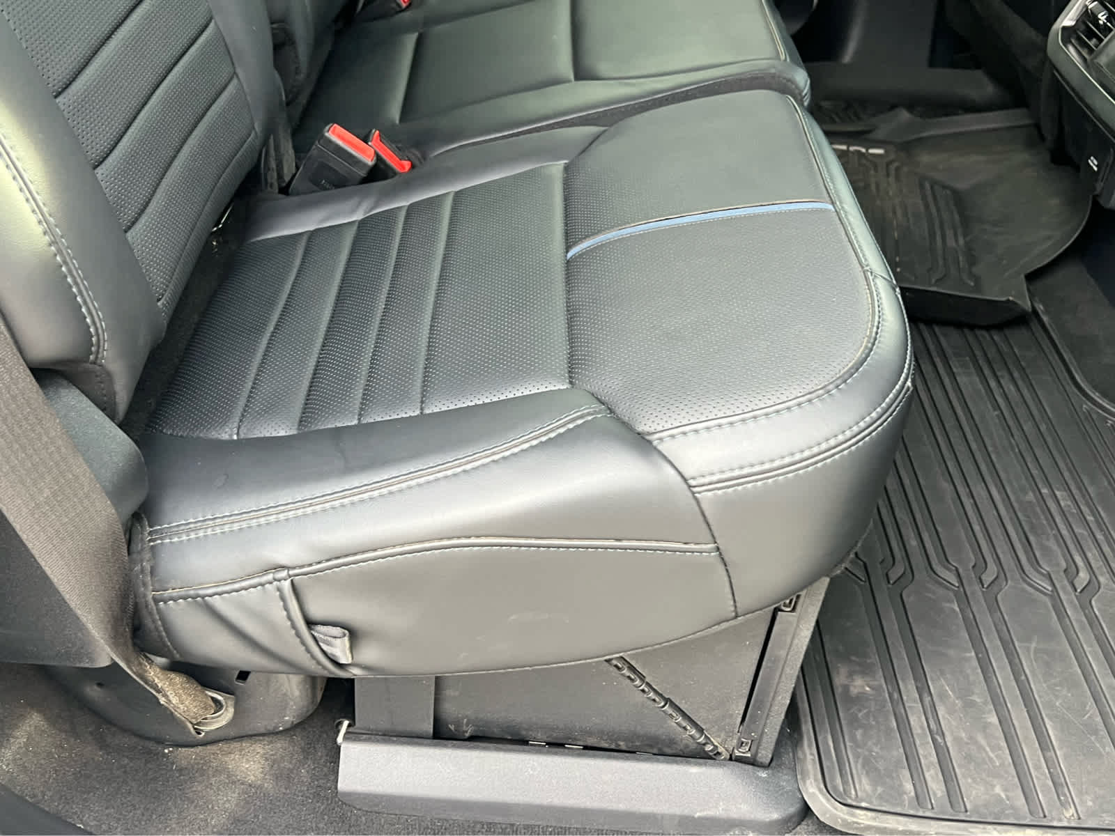 Certified 2026 Ford F350 Platinum AWD/4WD image 24