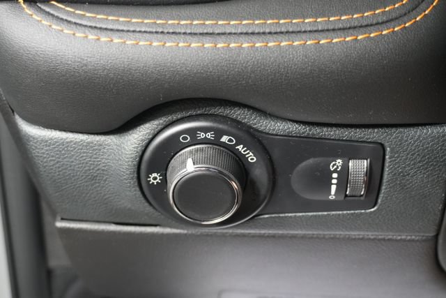 Used 2023 Dodge Durango R/T AWD/4WD image 18