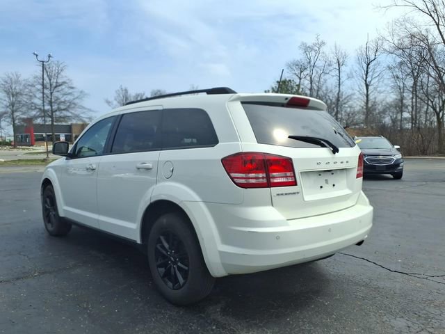 Used 2020 Dodge Journey SE w/ SE Popular Equipment Group image 2