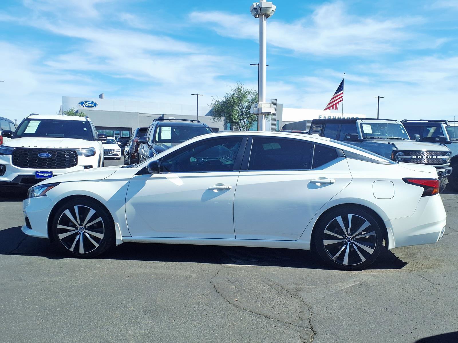 Used 2019 Nissan Altima 2.5 SR w/ SR Premium Package image 8
