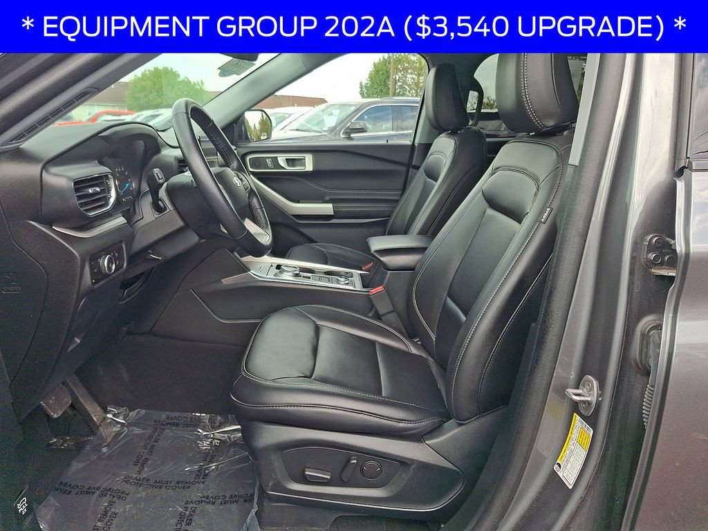 Certified 2023 Ford Explorer XLT w/ Equipment Group 202A AWD/4WD image 15