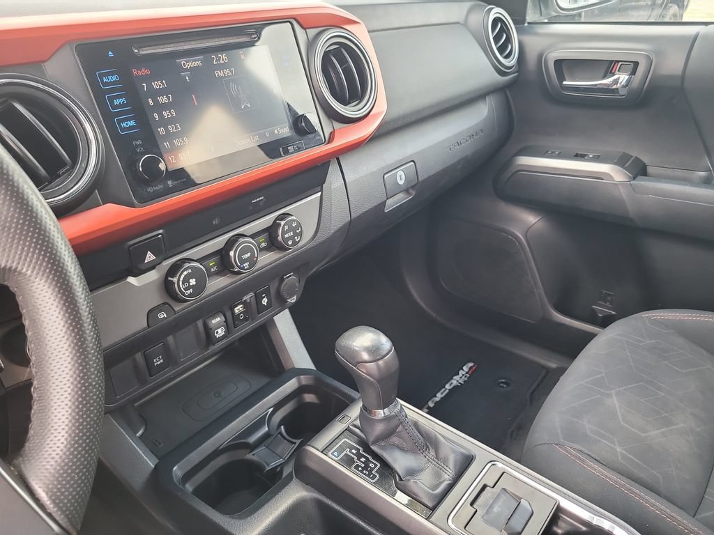 Used 2019 Toyota Tacoma TRD Sport RWD image 17