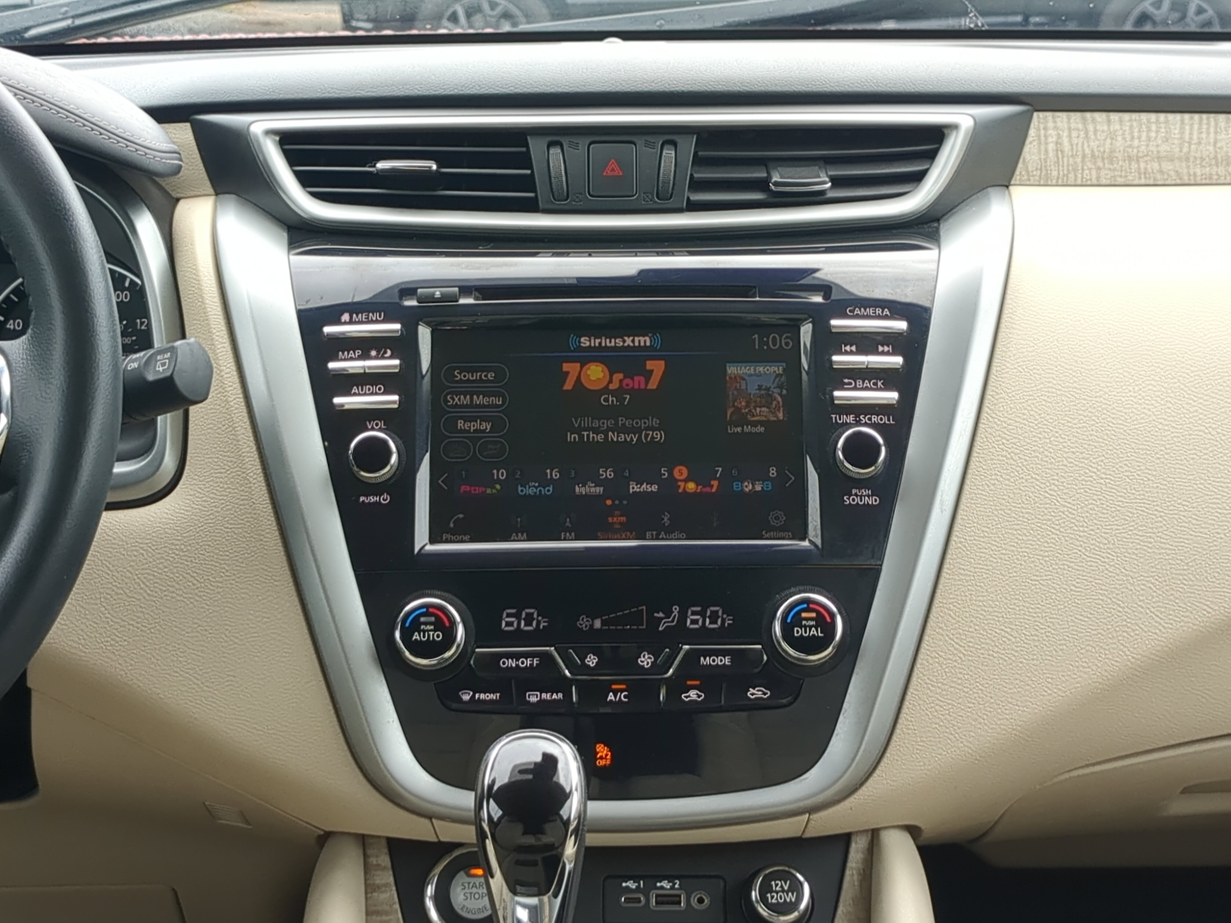 Used 2020 Nissan Murano SL w/ Moonroof Package FWD image 16