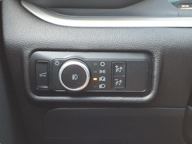 Certified 2023 Ford Explorer XLT w/ Equipment Group 202A AWD/4WD image 15