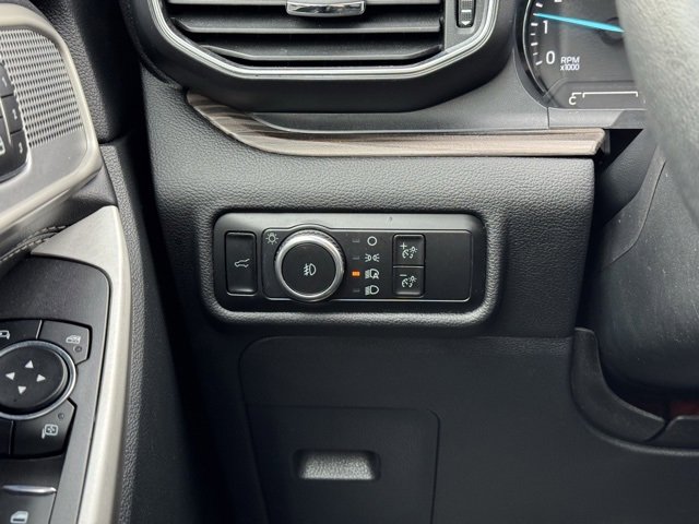 Certified 2023 Ford Explorer Limited w/ Equipment Group 301A image 31