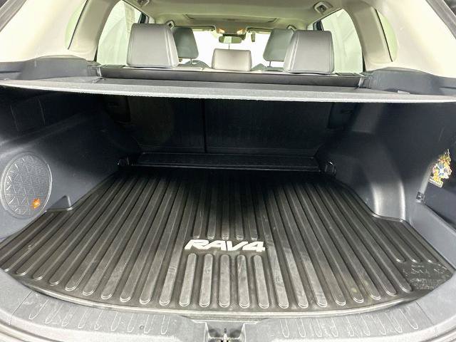 Used 2019 Toyota RAV4 XLE Premium w/ Cold Weather Package AWD/4WD image 26
