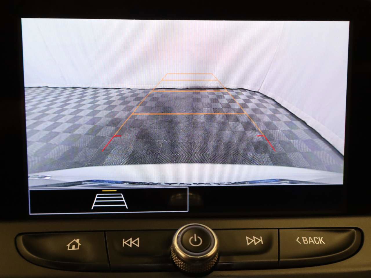 Used 2021 Chevrolet Blazer LT FWD image 12