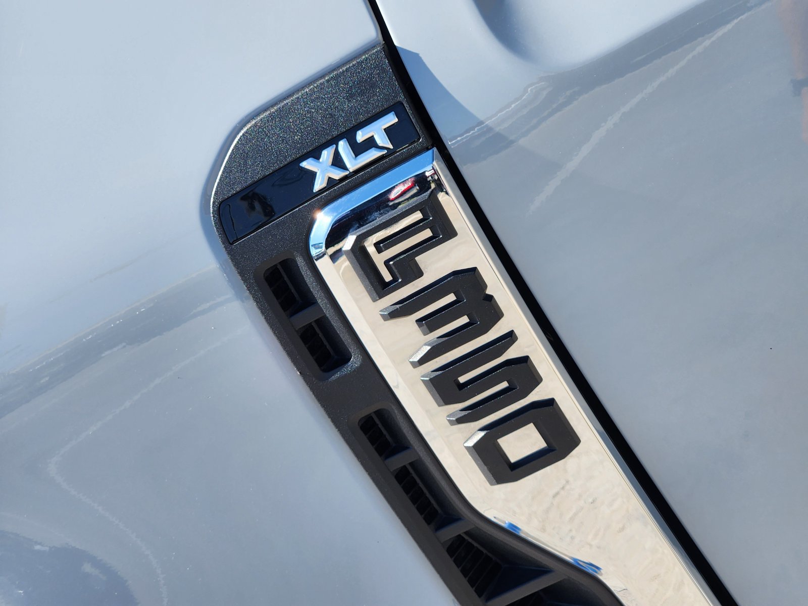 Certified 2026 Ford F350 XLT AWD/4WD image 9