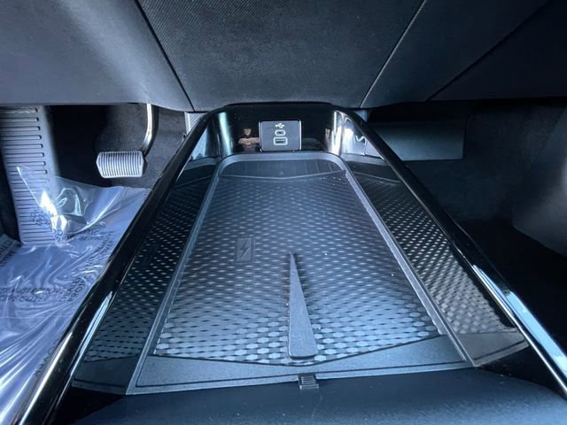 Certified 2025 Ford Mustang Mach-E GT image 22