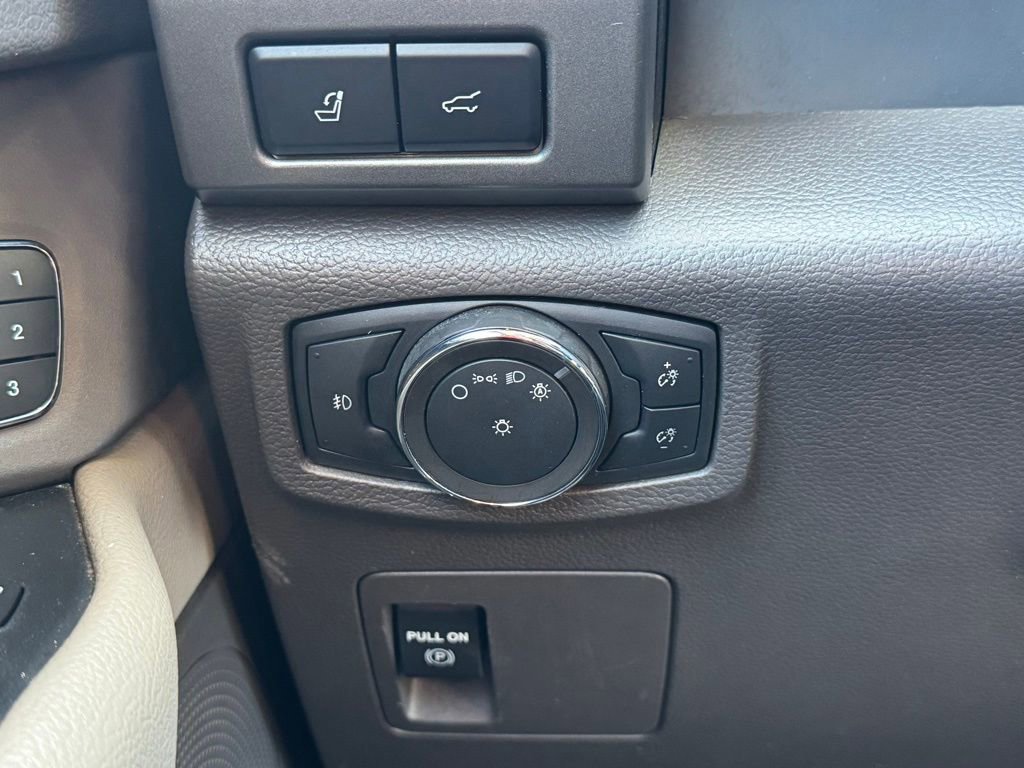 Certified 2021 Ford Expedition XLT image 19