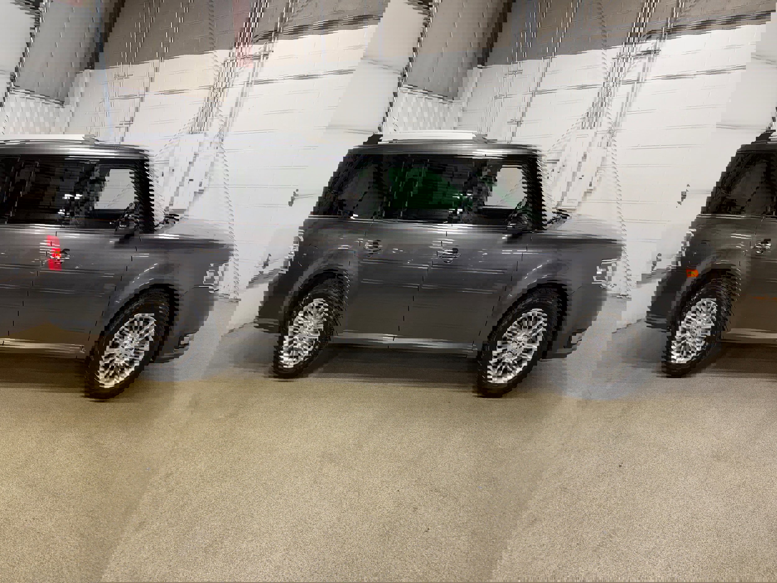 Certified 2019 Ford Flex SEL w/ Equipment Group 202A image 6