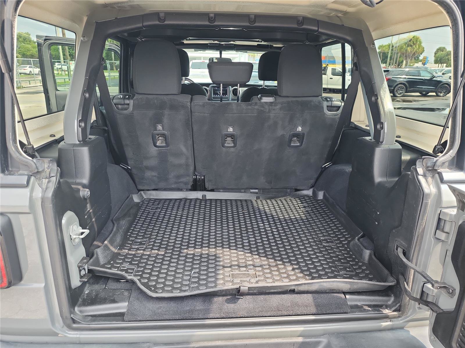 Used 2020 Jeep Wrangler Unlimited Sport S AWD/4WD image 20