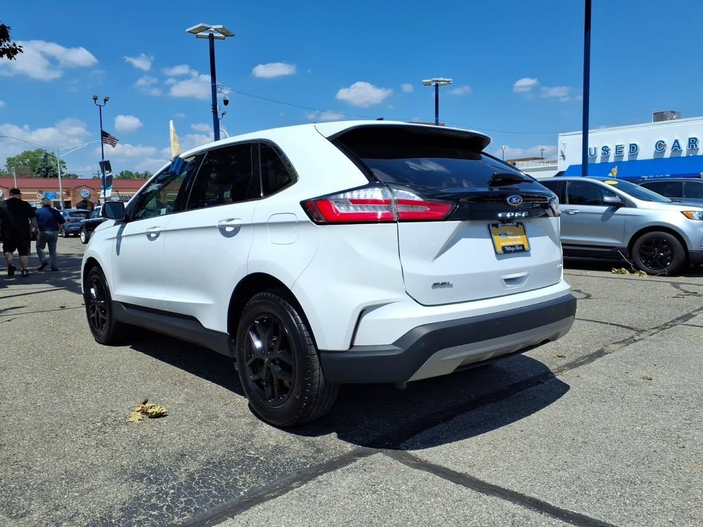 Certified 2024 Ford Edge SEL w/ Convenience Package AWD/4WD image 8