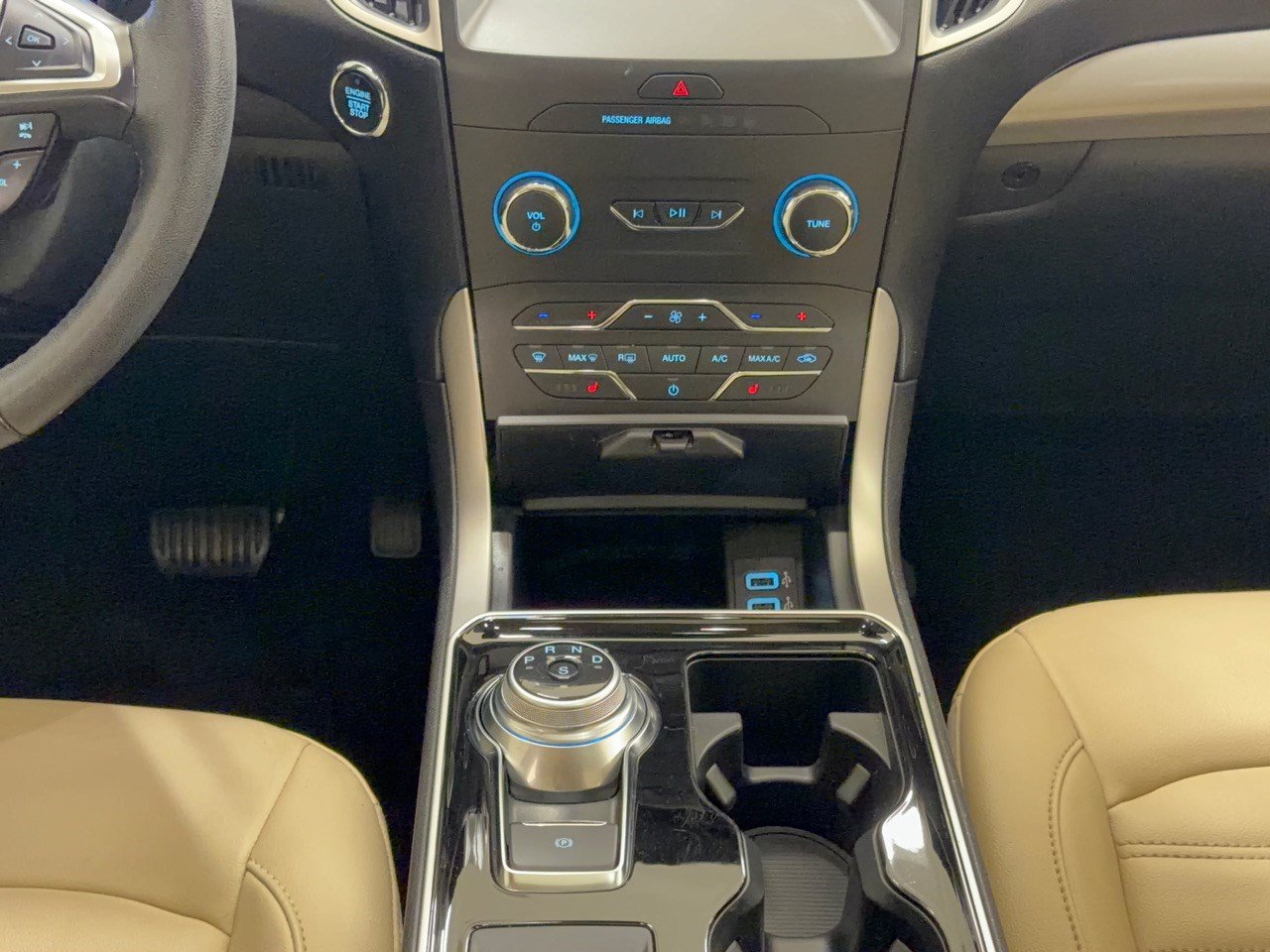 Certified 2020 Ford Edge SEL FWD image 22
