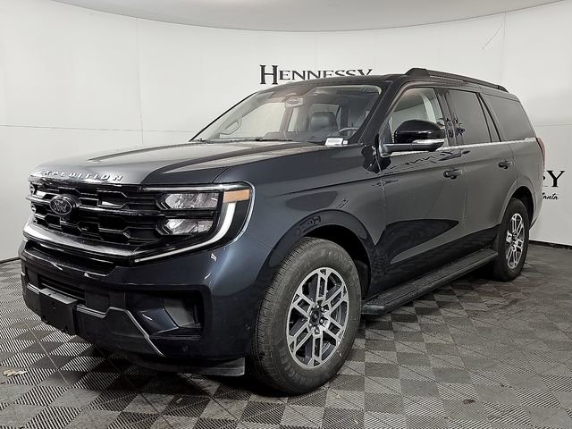 Certified 2025 Ford Expedition Active image 2