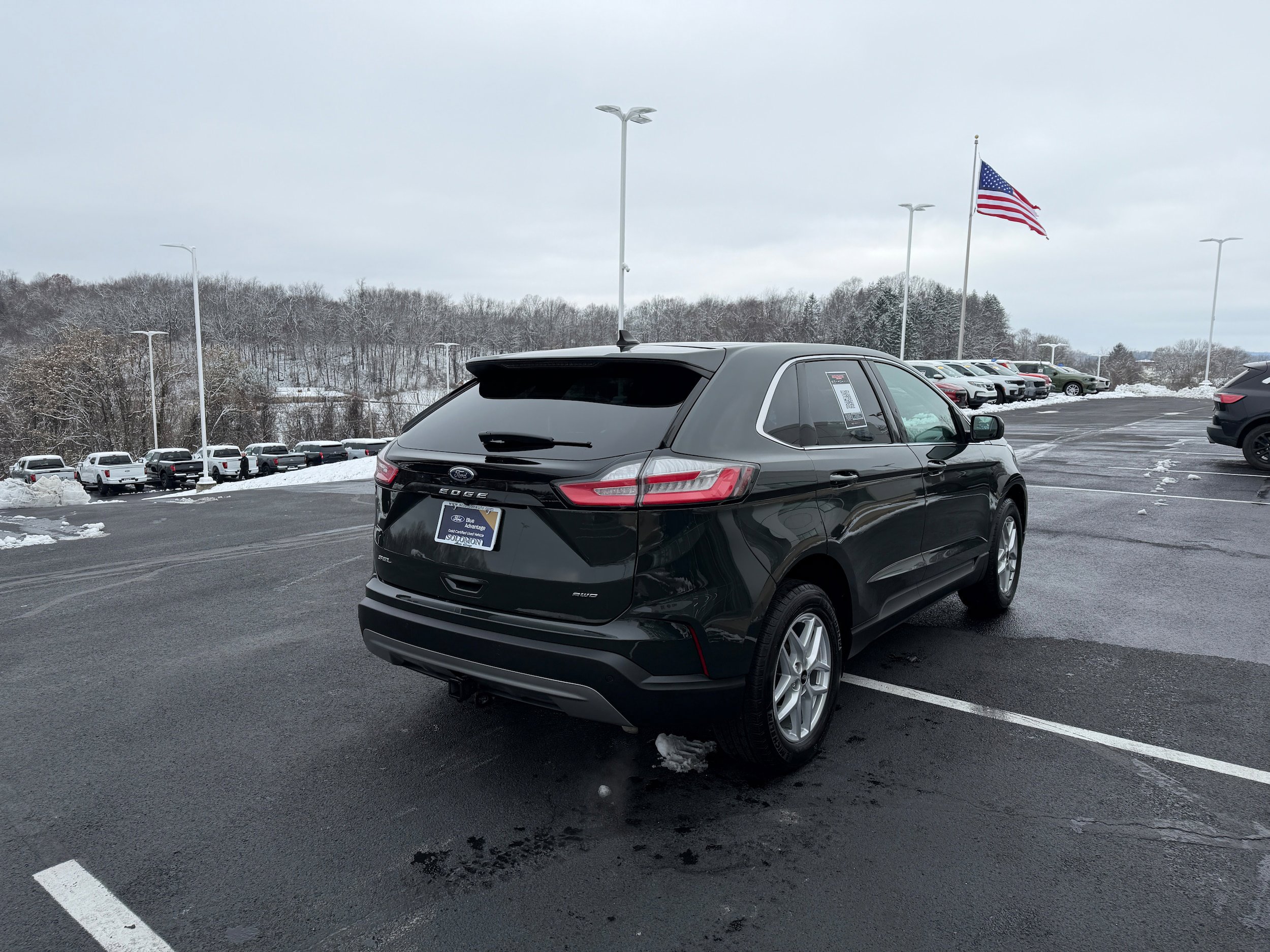 Certified 2024 Ford Edge SEL w/ Convenience Package AWD/4WD image 5