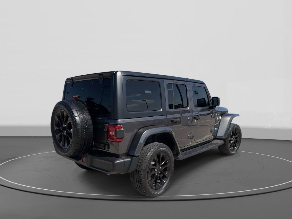 Used 2023 Jeep Wrangler Unlimited Sahara AWD/4WD image 6