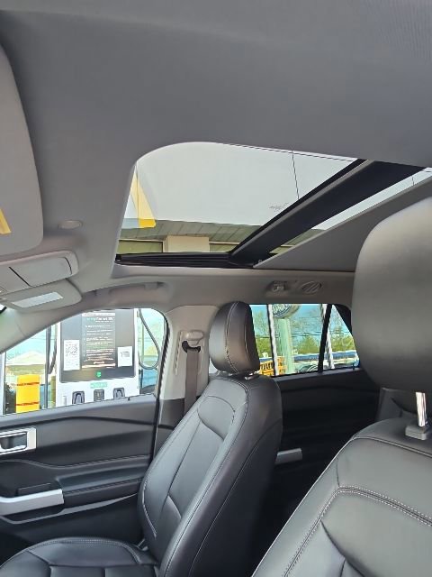 Certified 2023 Ford Explorer XLT w/ Equipment Group 202A AWD/4WD image 13