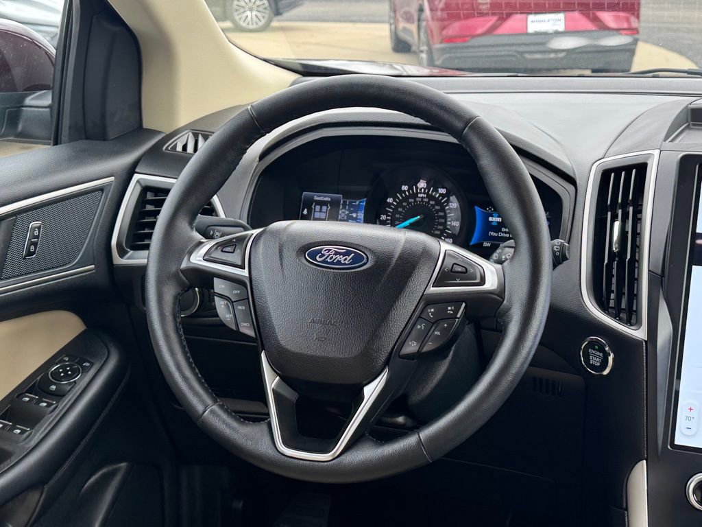 Certified 2024 Ford Edge SEL w/ Convenience Package AWD/4WD image 25