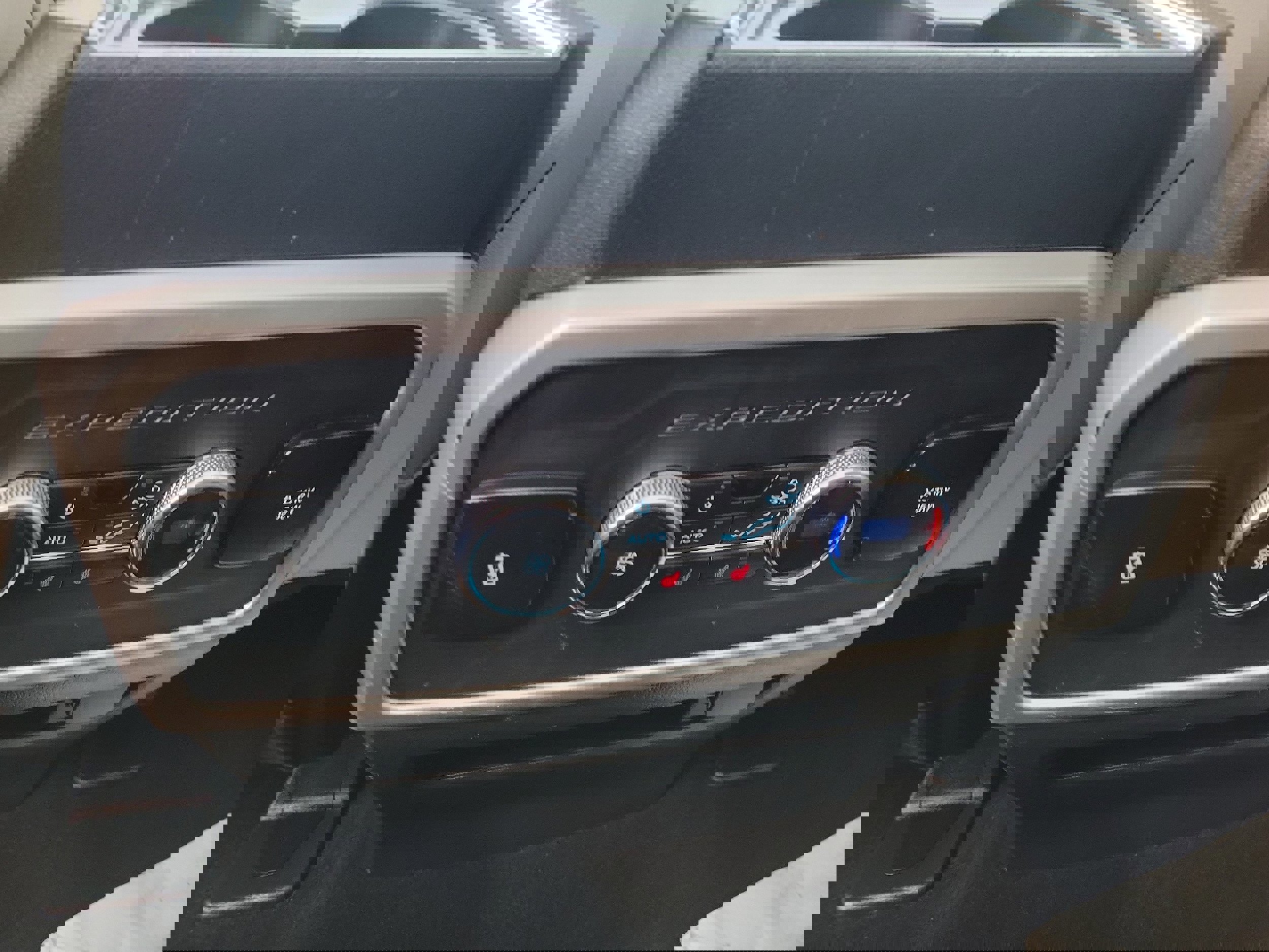 Certified 2023 Ford Expedition Limited image 13