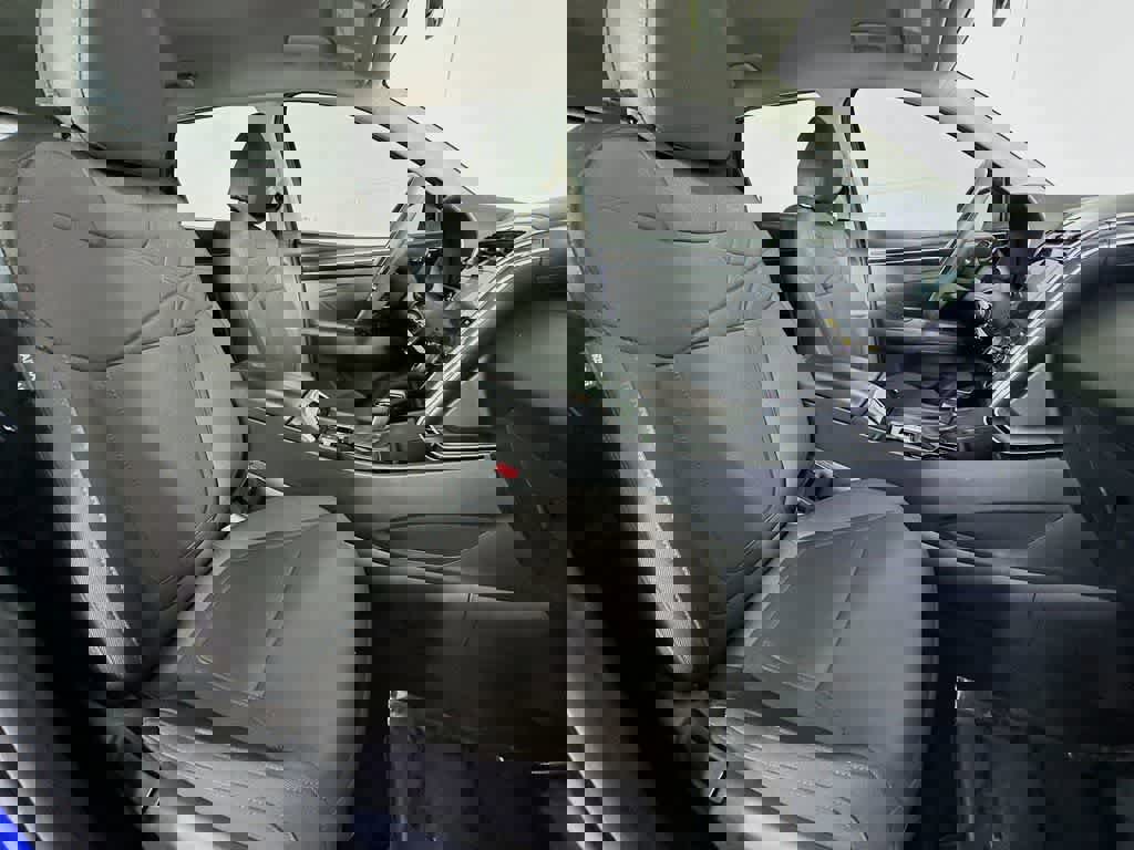 Used 2023 Hyundai Tucson SE image 17