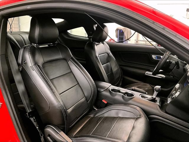 Certified 2021 Ford Mustang Premium w/ 2.3L High Performance Package RWD image 7