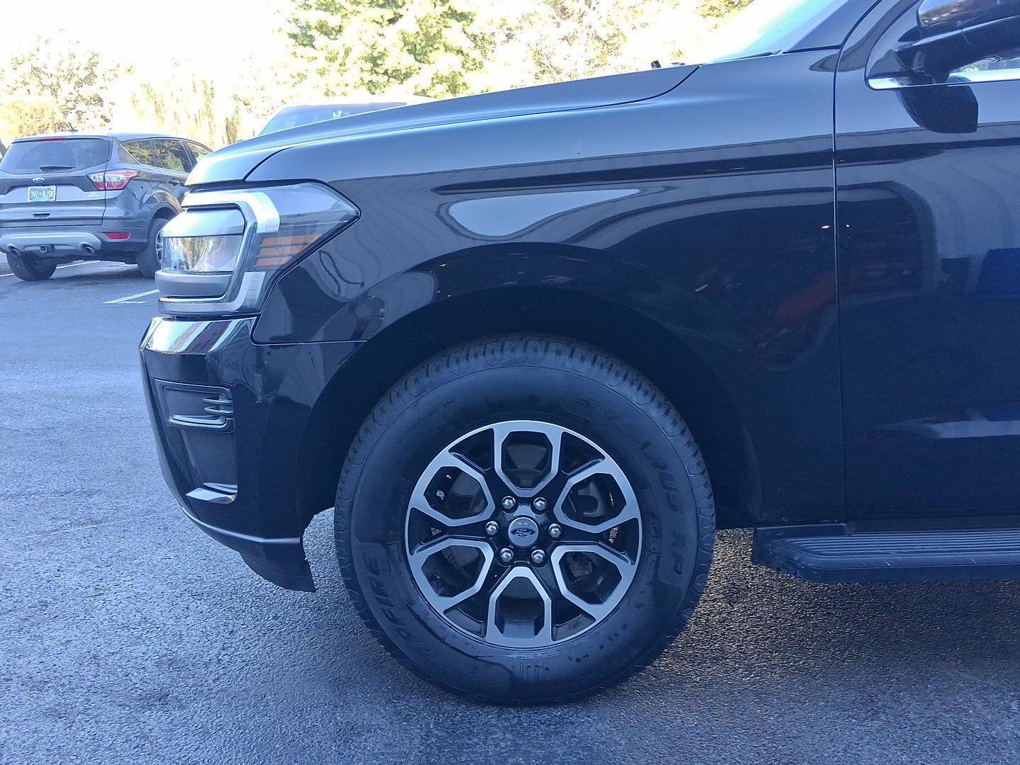 Certified 2024 Ford Expedition XLT AWD/4WD image 9