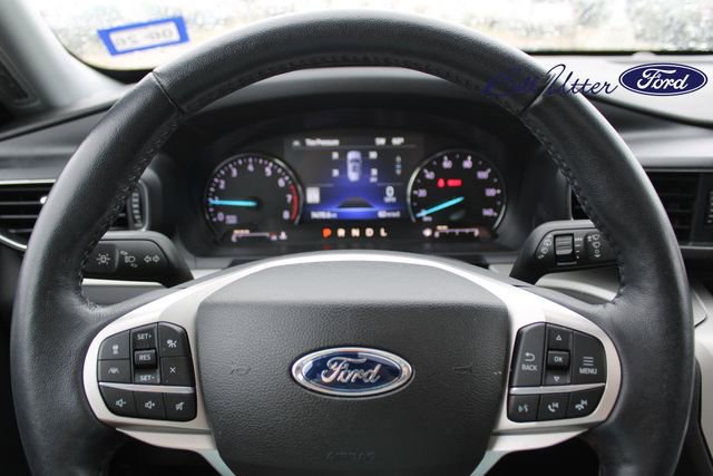 Certified 2022 Ford Explorer XLT w/ Equipment Group 202A RWD image 25