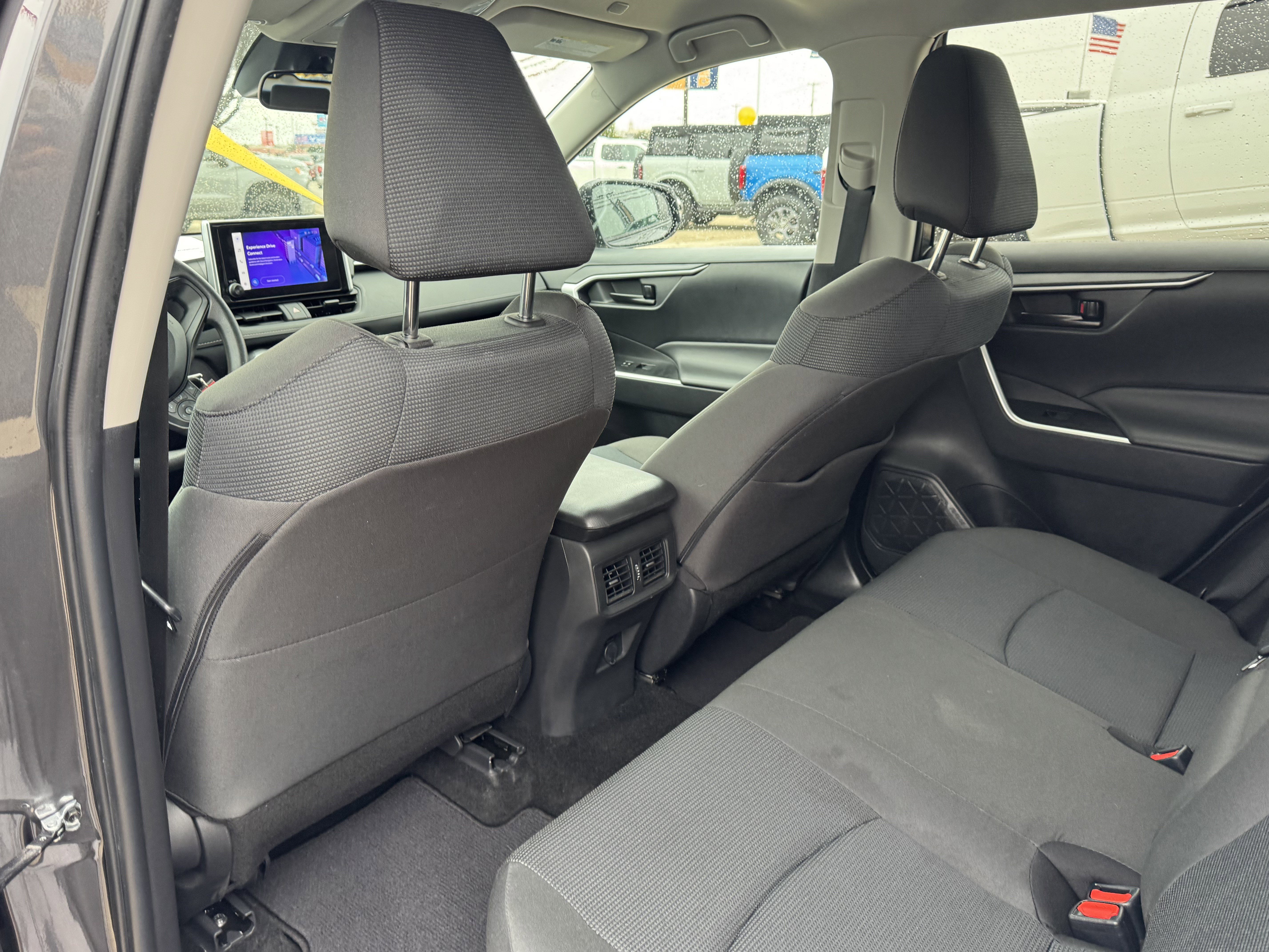 Used 2024 Toyota RAV4 LE image 12