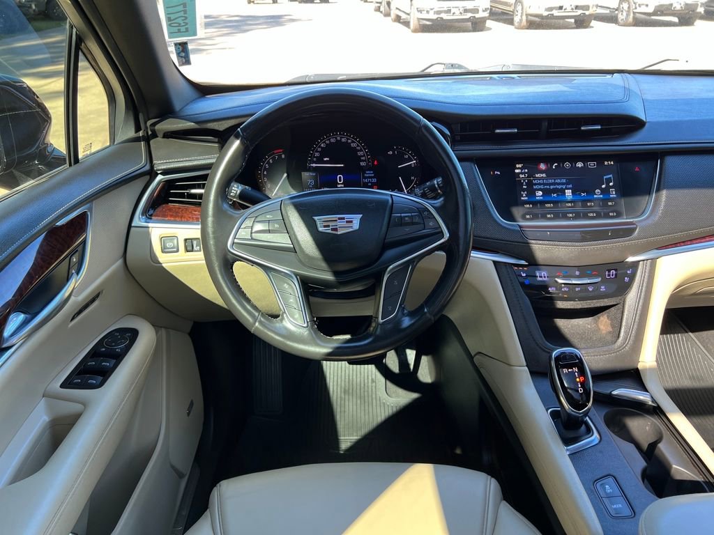 Used 2019 Cadillac XT5 Premium Luxury image 15