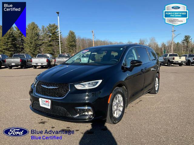 Used 2024 Chrysler Pacifica Touring-L